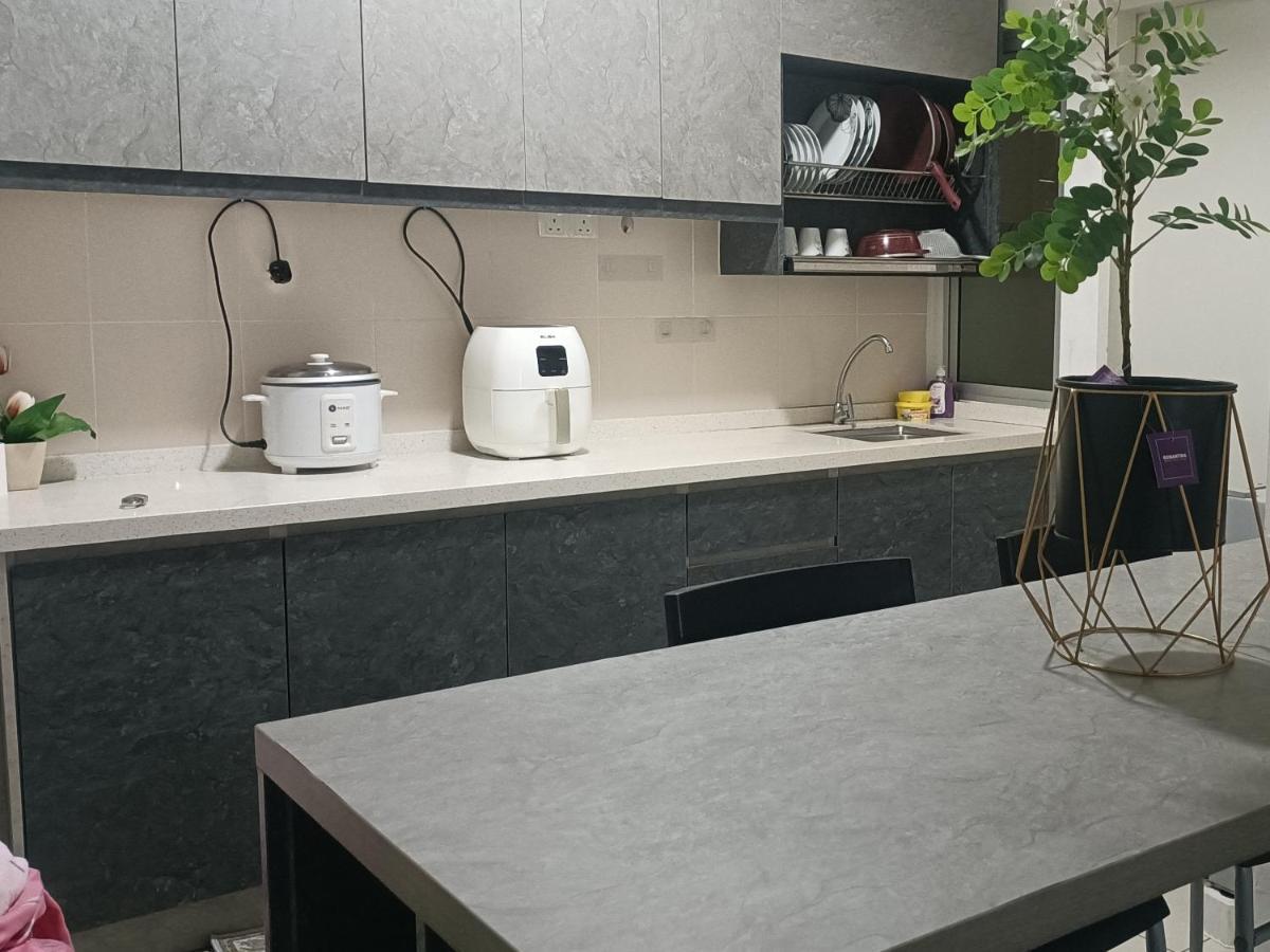 Cikta'Z Homestay Southville City Bangi Kampong Tangkas Zewnętrze zdjęcie